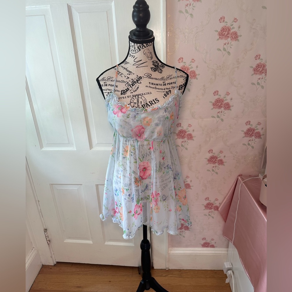 💖VICTORIA’S SECRET Y2K FLORAL BABYDOLL NIGHTIE